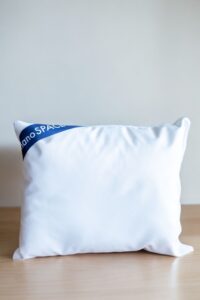 Cestovní mini polštářek pro alergiky nanoSPACE 20 x 24 cm Barva: Bílá